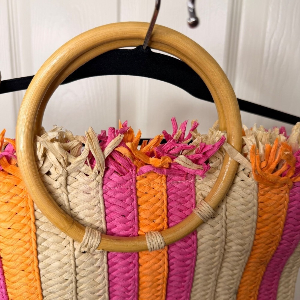 #123 Shiraleah Straw Tote Bag Pink Orange Striped Wooden Handle Fringed - Picture 8 of 11